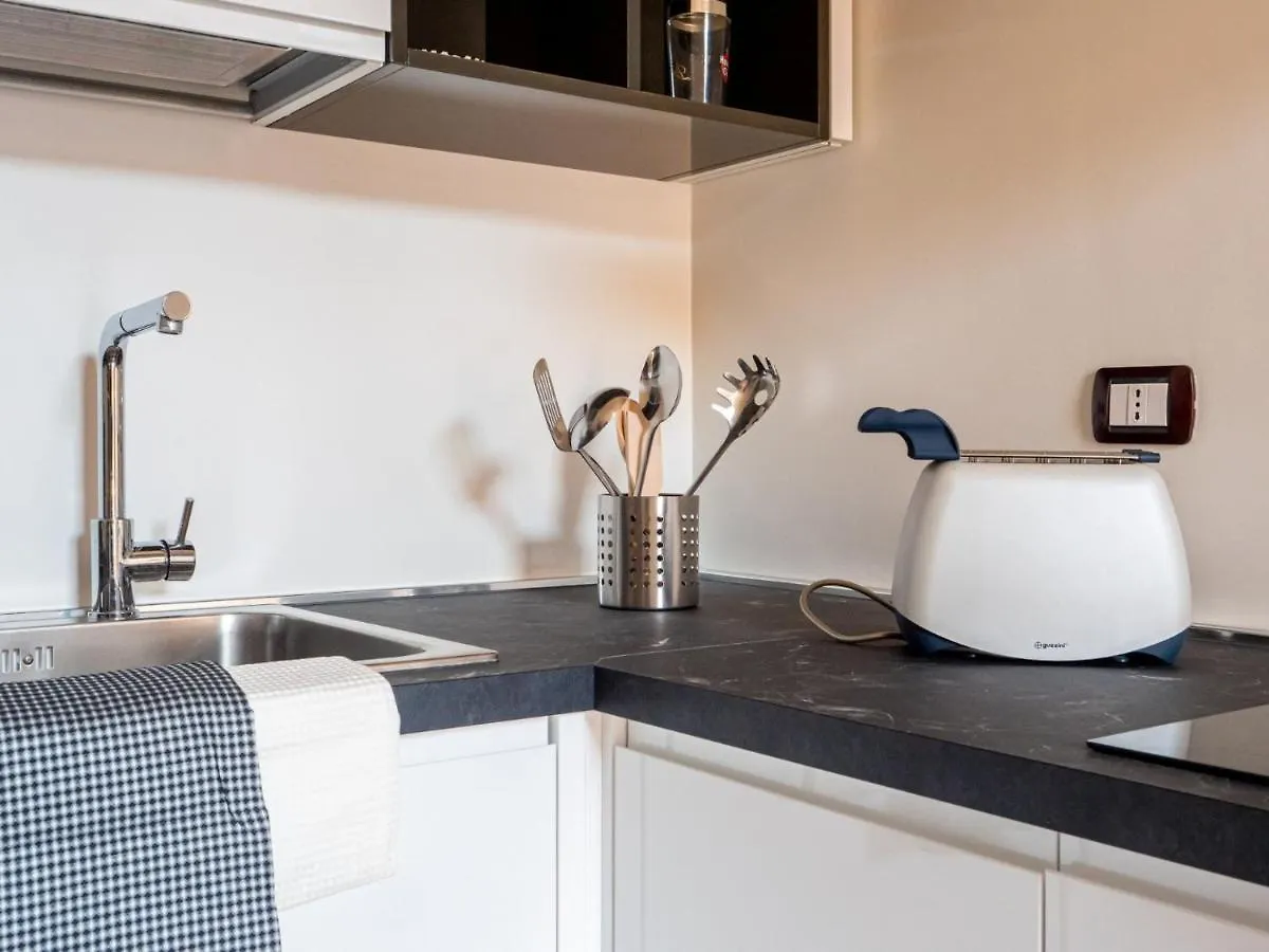 The Best Rent - Lovely One Bedroom Apartment Close To San Babila Milan